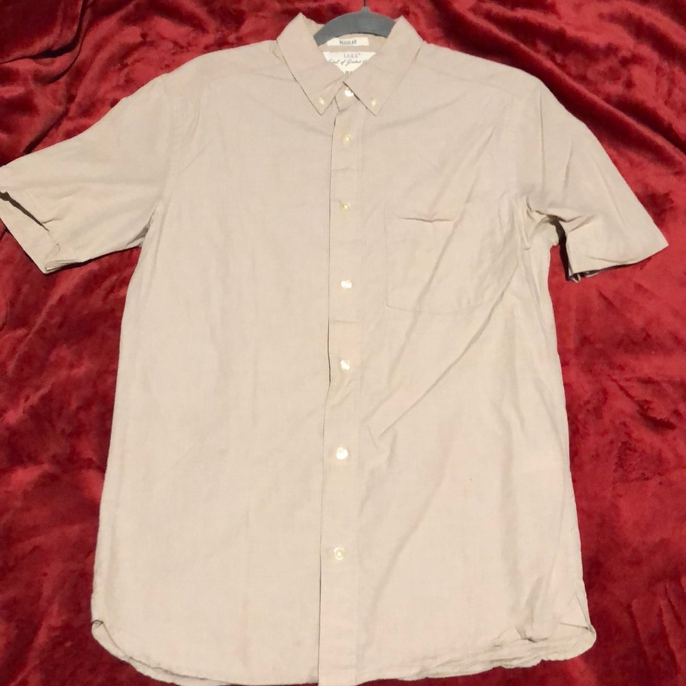 Tan men’s shirt